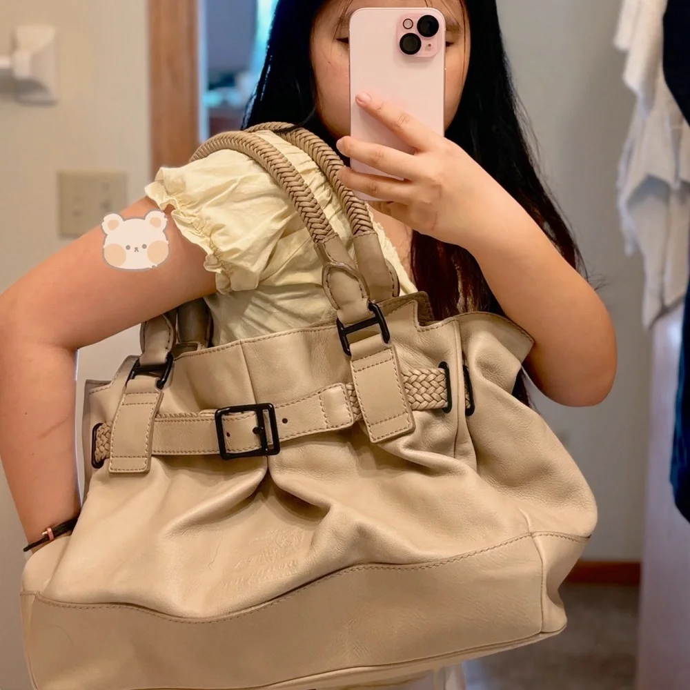 Authentic Burberry Leather Hobo Handbag | ivory - Picture 3 of 6